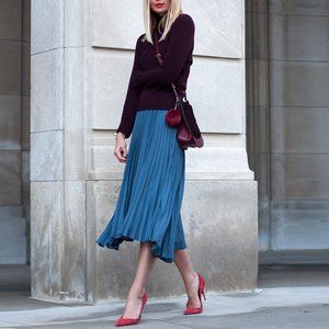 NWOT Banana Republic Pleated Skirt